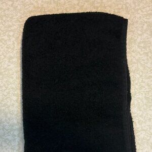 Kohl's The Big One Solid Black Bath Towel 30"x48"